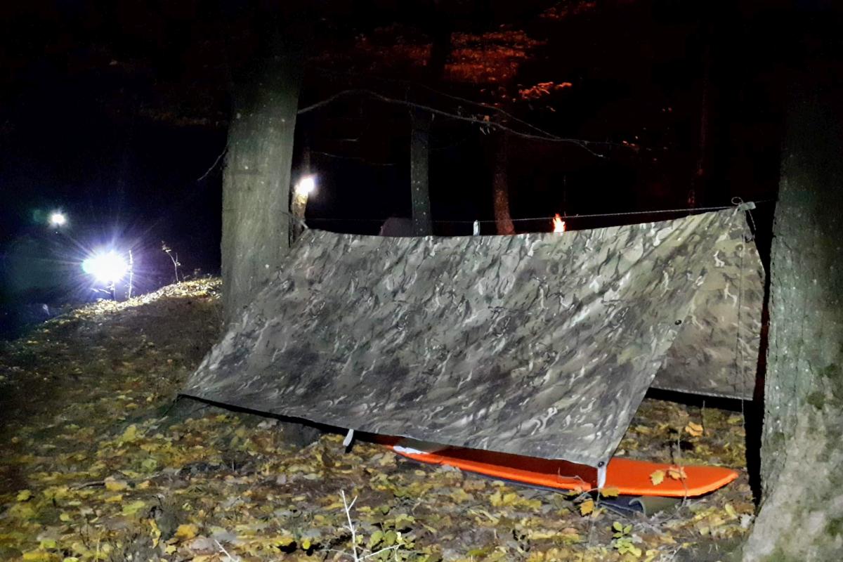 toth viktor omm outdoor trek hike ruck camp tarp